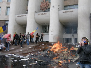 Ф. Гелич: Именно власти спровоцировали манифестантов на погром