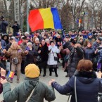 Возле президентуры проходит мероприятие «Празднуем европейскую Молдову»