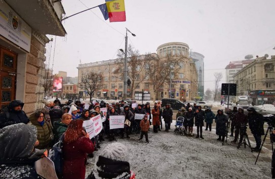 {В войне между PAS и MAN все средства хороши  } Молдавские Ведомости