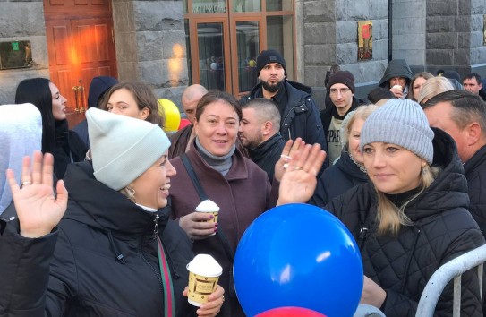 {Противники референдума победили в стране, результаты подкорректировала диаспора} Молдавские Ведомости