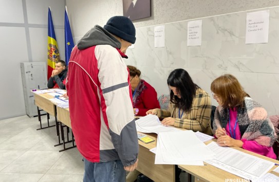 {ВВС: Заграница спасла Санду} Молдавские Ведомости