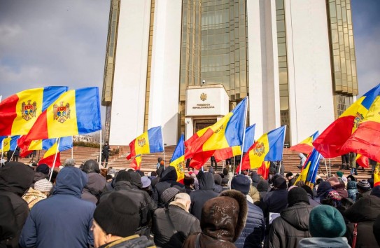 {Додон на акции протеста: Мы готовы бороться за Молдову до конца!} Молдавские Ведомости