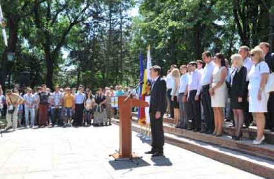 {Киртоакэ «завалили» на отчете} Молдавские Ведомости