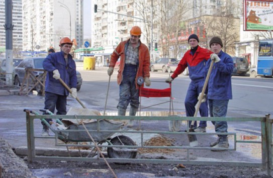 {Пчелы и трутни Молдовы} Молдавские Ведомости