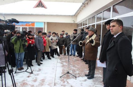 {Действие равно противодействию} Молдавские Ведомости