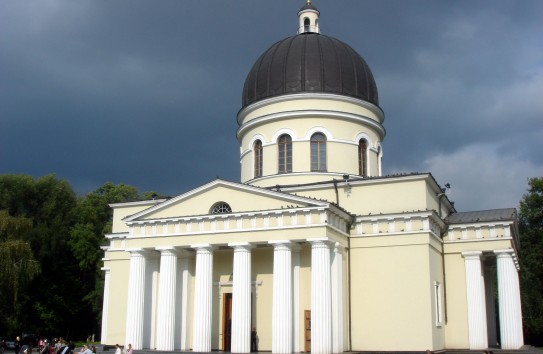 {Митрополия Молдовы:  Запад обходит вниманием  заповеди Божии} Молдавские Ведомости