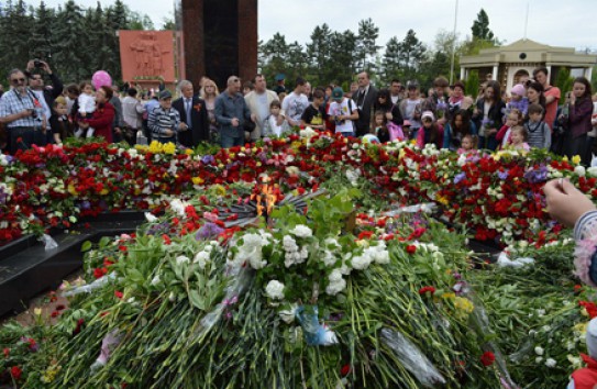 {День Победы народ Молдовы будет праздновать либо с властью, либо без нее} Молдавские Ведомости