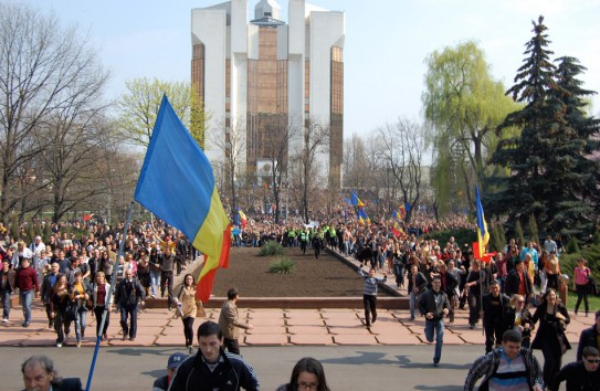 {Прокуратура обнародовала список преступлений, совершенных 7 апреля 2009 года} Молдавские Ведомости