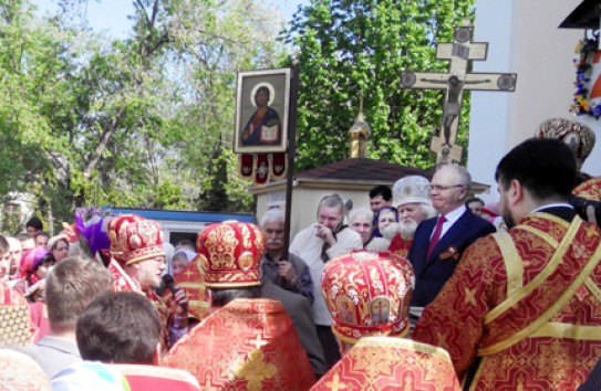 {«Оставаясь на стороне Правды, народ непобедим»} Молдавские Ведомости