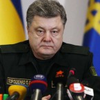 Порошенко запретил 4 гражданам Молдовы въезжать в Украину