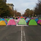 Социалисты созывают на завтра экстренное заседание парламента