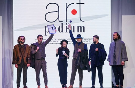 {ArtPodium 2015 – семь цветов вдохновения} Молдавские Ведомости