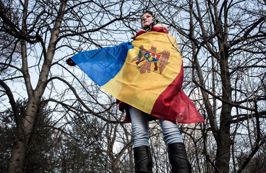 {В Кишиневе прошел митинг в поддержку суверенитета} Молдавские Ведомости