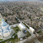 Этнолог: "Раньше подарки в день поминовения дарили беднякам, сейчас - родственникам"