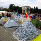 Решение суда о том, что палатки манифестантов должны быть убраны, будет оспорено