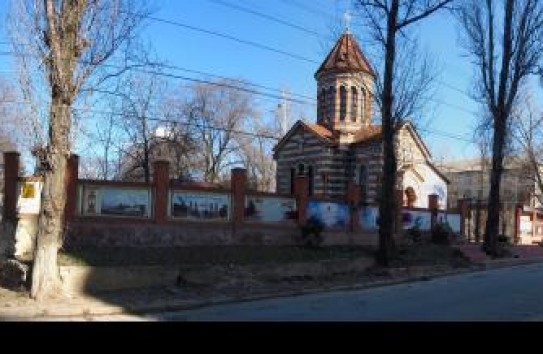 {Польские специалисты восстанавливают надгробия на католическом кладбище в Кишиневе } Молдавские Ведомости