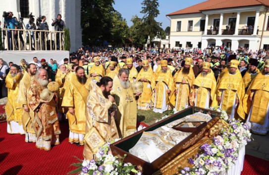 {Митрополит Гавриил Бэнулеску-Бодони вернул Молдове украденный «миллиард», выкупил Кишинев и победил чуму} Молдавские Ведомости