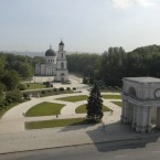 Православные христиане отмечают праздник Покрова Пресвятой Богородицы 