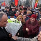 Додон и социалисты пользуются беспрецедентным доверием избирателей: почти 50 процентов определившихся голосовали бы за ПСРМ