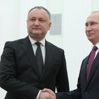 Путин и Додон рассмотрели вопрос о продлении миграционной амнистии 