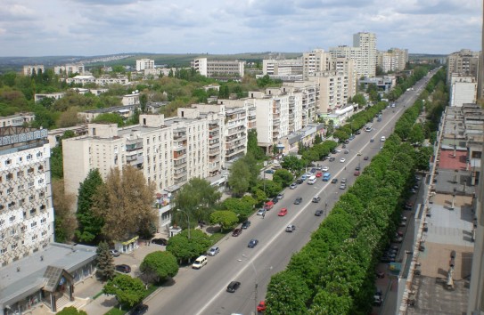 {Либералы требуют переименовать Московский проспект в проспект Унири} Молдавские Ведомости