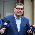 Суд отклонил требование адвокатов Ренато Усатого об отводе судьи Николае Корча