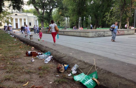 {Вывоз мусора в столице возобновлен} Молдавские Ведомости