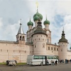 Ростовский кремль объявил поддельными картины, полученные в дар от князя Лобанова-Ростовского