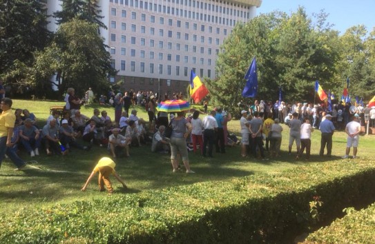 {Фадей Нагачевски: «Больше всего Плахотнюк боится объединения оппозиции»} Молдавские Ведомости