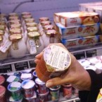 Опасный товар: как молдавские магазины поступают с просроченными продуктами