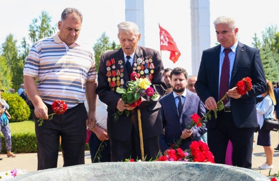 {В чем обвиняют Поличинского} Молдавские Ведомости