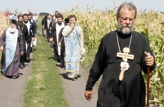 {Первое глобальное исследование православия: самый большой в мире процент православных – в Молдове, большинство постится, но верят в Бога только 52 процента} Молдавские Ведомости