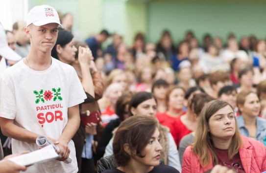 {Майя Санду: Разве можно очернить того, кто участвовал в краже миллиарда и подкупает людей, пользуясь их бедностью?} Молдавские Ведомости