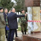 Мемориал, капитально отремонтированный Ворониным, давно разрушается