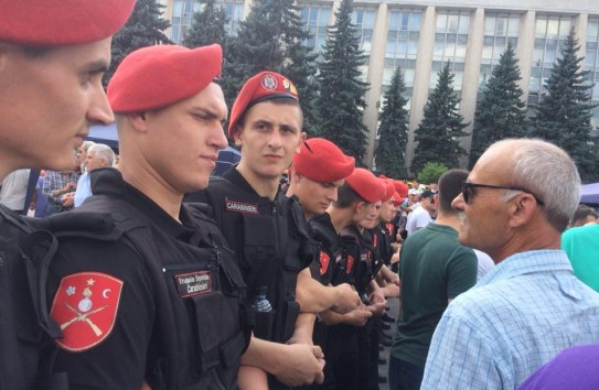 {Майя Санду: Плахотнюк хочет насилия} Молдавские Ведомости