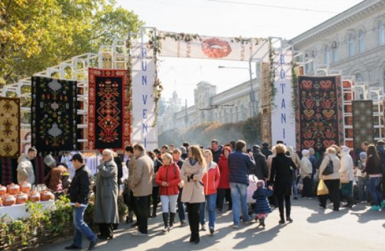 {В день города не будет салюта} Молдавские Ведомости