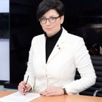 Елена Левицкая-Пахомова: Пусть «новые европейцы» не обольщаются – партнеры по развитию дадут им по рукам 