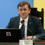 Чокан: Переговоры о формировании парламентского большинства и результаты референдума не нужно класть в одну корзину