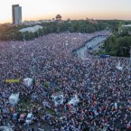  250 000 румын в Бухаресте протестовали против правительства