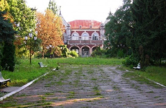 {Село Покровка и Цаульский парк: одни строят будущее, другие разрушают настоящее} Молдавские Ведомости