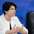 Вопрос о повышении зарплат бюджетникам Молдовы решит МВФ