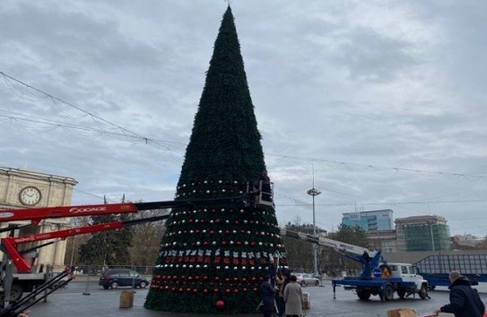 {Детские городки открываются в центре столицы} Молдавские Ведомости