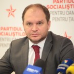 Чебан потребовал отчета от Apă-Сanal: У нас яма на яме