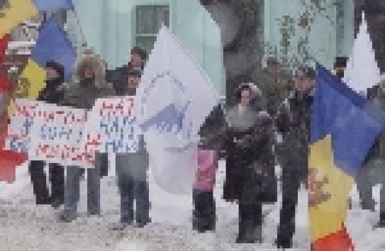 {Легионеры штурмовали НАТО} Молдавские Ведомости