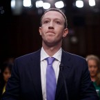 Сорос призвал отнять Facebook у Цукерберга