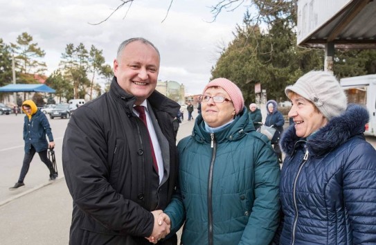 {Додон призывает сократить количество депутатов и внести поправки в Конституцию} Молдавские Ведомости