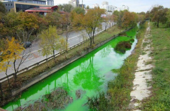 {В реке Бык можно красить яйца} Молдавские Ведомости