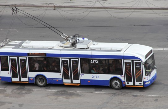 {Движение муниципального транспорта в столице в субботу и воскресенье приостановлено} Молдавские Ведомости