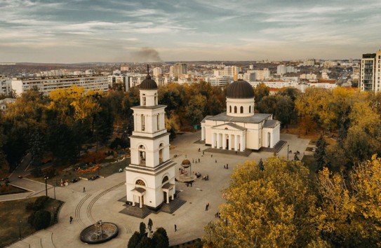 {Три акции протеста в центре Кишинева} Молдавские Ведомости