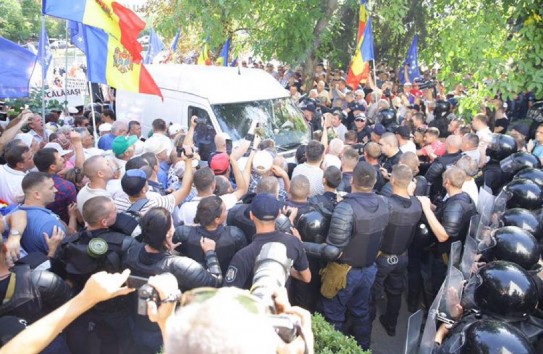 {Перевозчики объявляют акцию протеста} Молдавские Ведомости